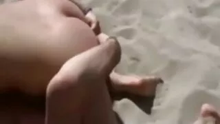 في السرير الأبيض يئن سمراء تحميل سكسي مباشر على الديك من الصعب