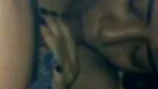 بلطف فتاة ولغ كس لها يائسة تحميل مقاطع سكسي صديقة