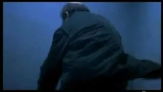 في غرفة المعيشة, ذكر الملاعين نحيل تايكا في تنزيل فيلم سكسي كس