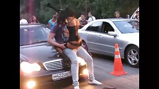 الساخنة فتاة فلم سكسي بدون تحميل يأخذ الحق في الأحمق