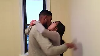 سائق مارس تنزيل فلم سكسي الجنس وقحة في السيارة في المقعد الخلفي