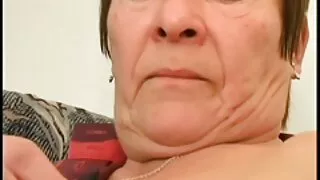فتاة صينية افلام سكسي تحميل يعطي في المهبل و يرضي رجل صغير الديك